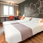호텔 Ibis Centre 디넝