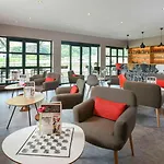Ibis Centre Hotel 3*