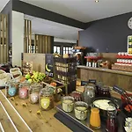 Ibis Centre 3*
