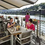 Ibis Centre Hotel 3*