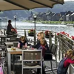 Ibis Centre Hotel 3*
