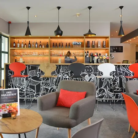 Ibis Centre 3*