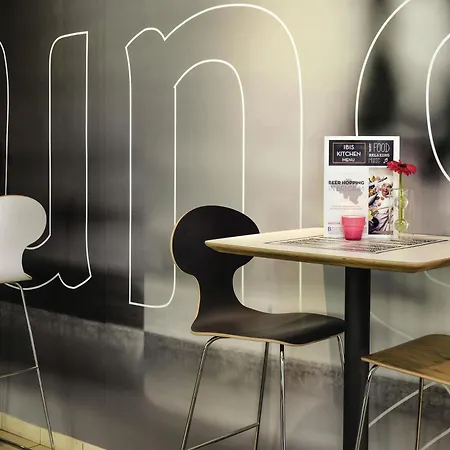 Ibis Centre Отель