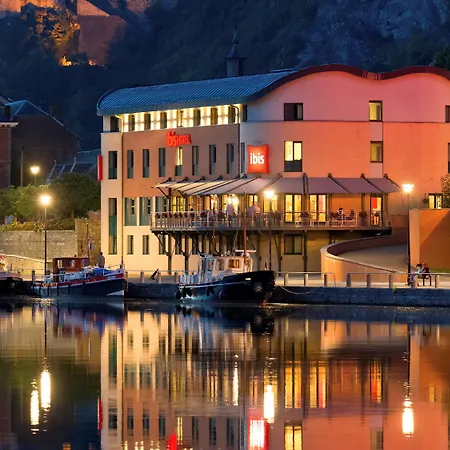 Ibis Centre Hotel 3*