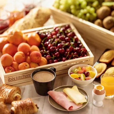 Ibis Centre 3* Динан