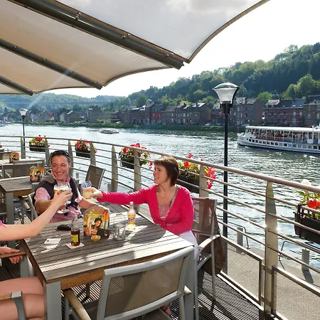 Ibis Centre Hotel 3*