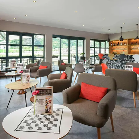 Ibis Centre Hotel 3*