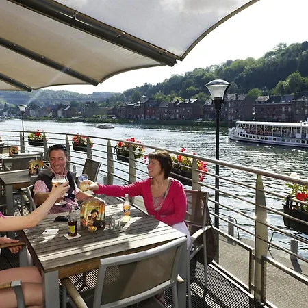 Ibis Centre Hotel 3*