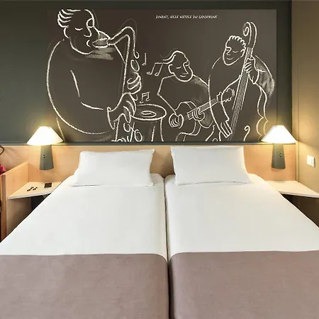 Ibis Centre 3*