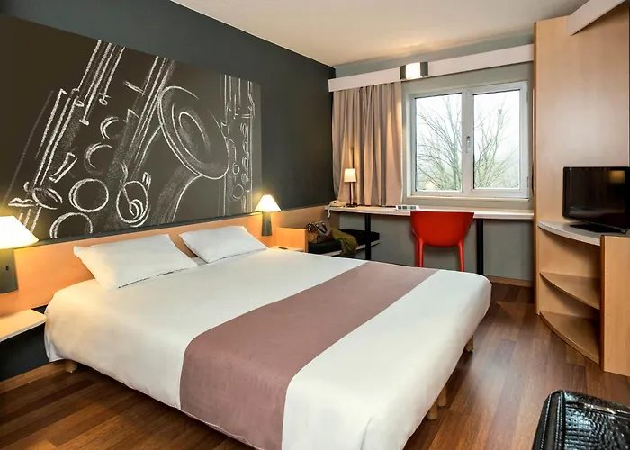 Ibis Centre 3* Dinant