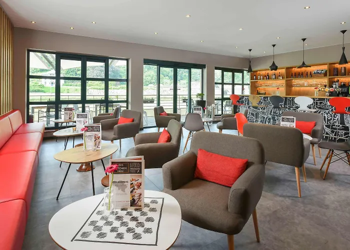 Ibis Centre Hotel 3*